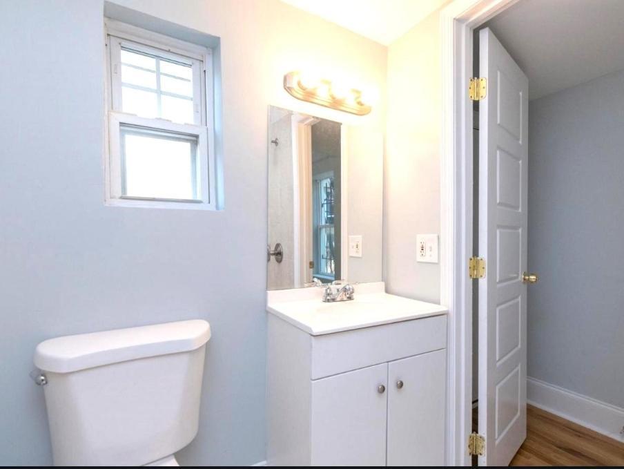 Budget Bed Room Near Downtown Inner Harbor W Free Parking Baltimore Bagian luar foto