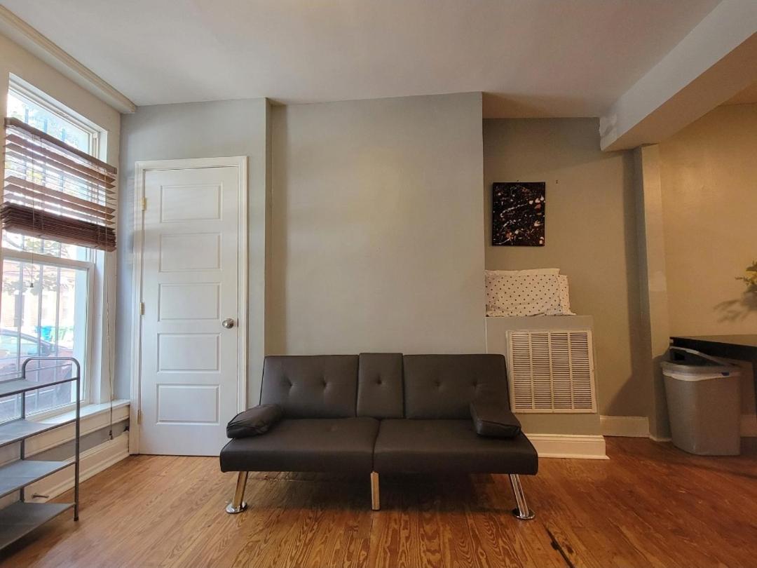 Budget Bed Room Near Downtown Inner Harbor W Free Parking Baltimore Bagian luar foto